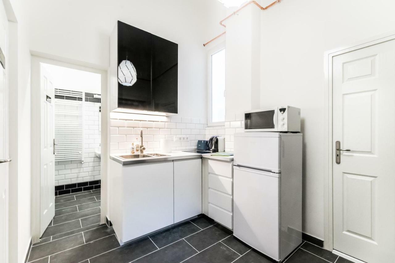 Bpr Colorlib Art Apartment Budapest Bagian luar foto