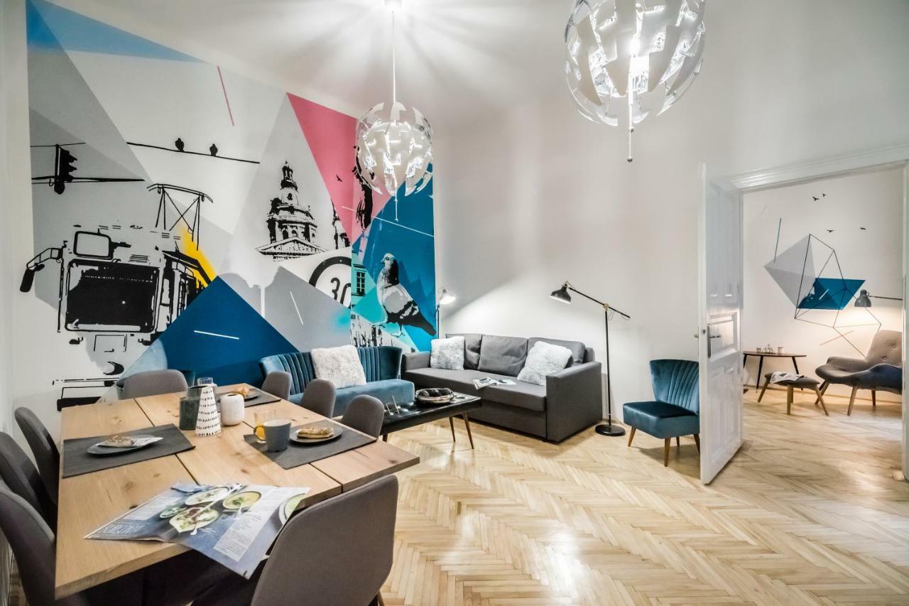 Bpr Colorlib Art Apartment Budapest Bagian luar foto