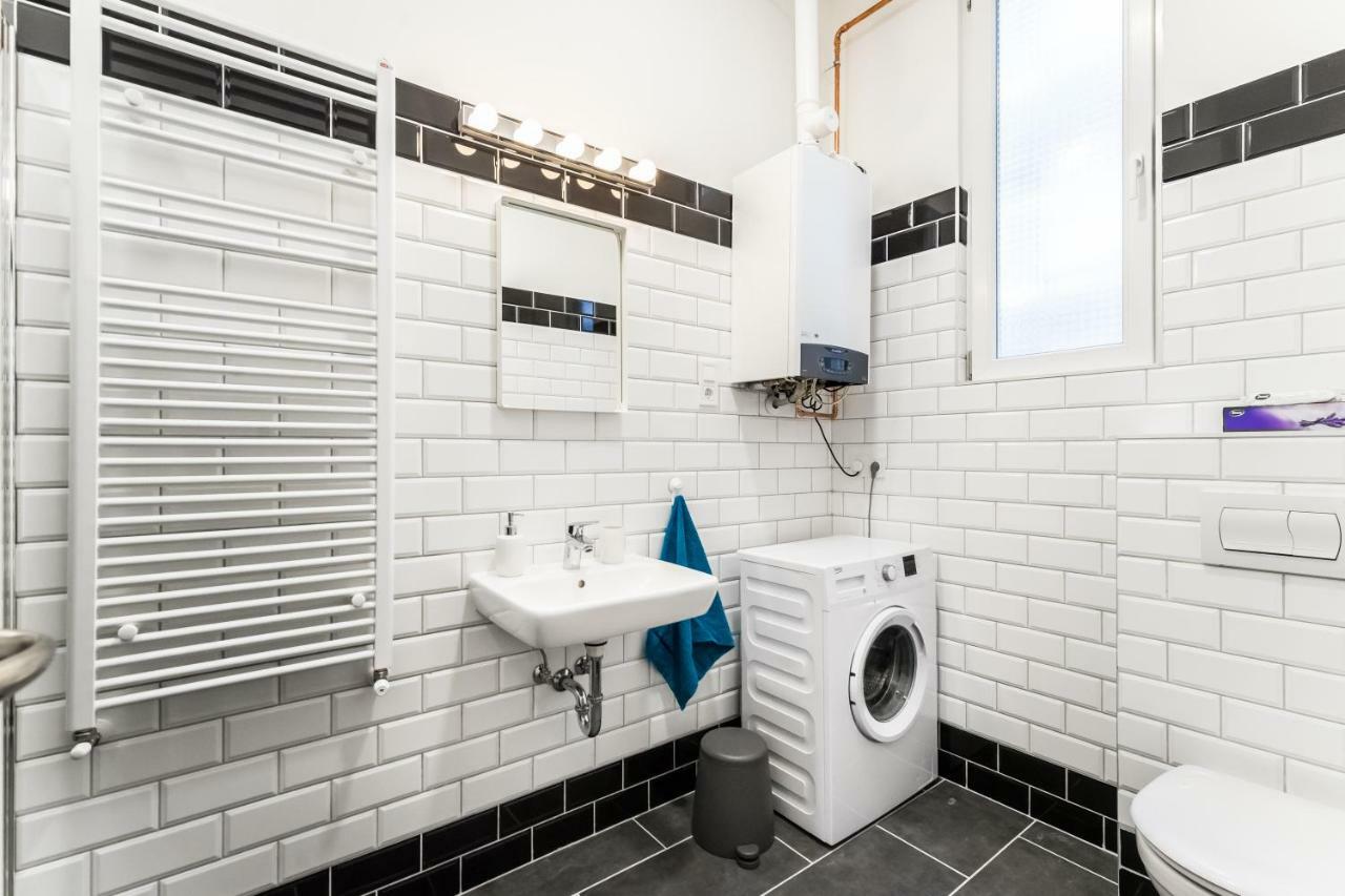Bpr Colorlib Art Apartment Budapest Bagian luar foto