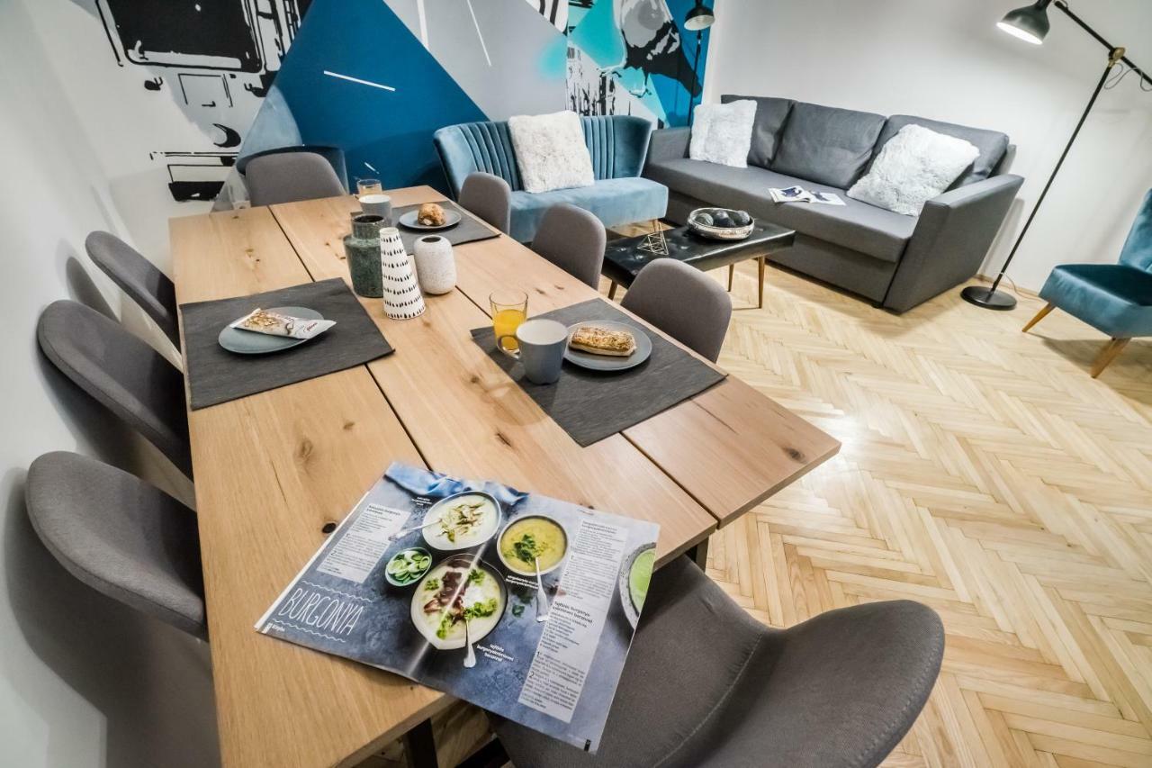 Bpr Colorlib Art Apartment Budapest Bagian luar foto