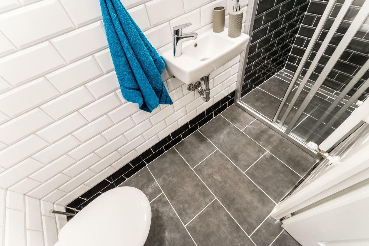 Bpr Colorlib Art Apartment Budapest Bagian luar foto